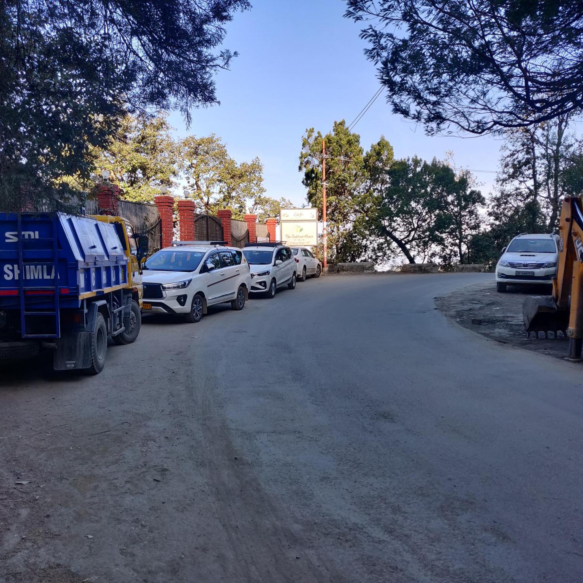 The Oaktree House Hotell Shimla Eksteriør bilde