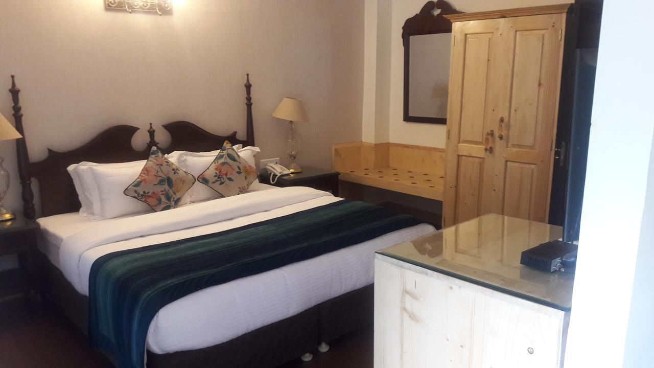 The Oaktree House Hotell Shimla Eksteriør bilde