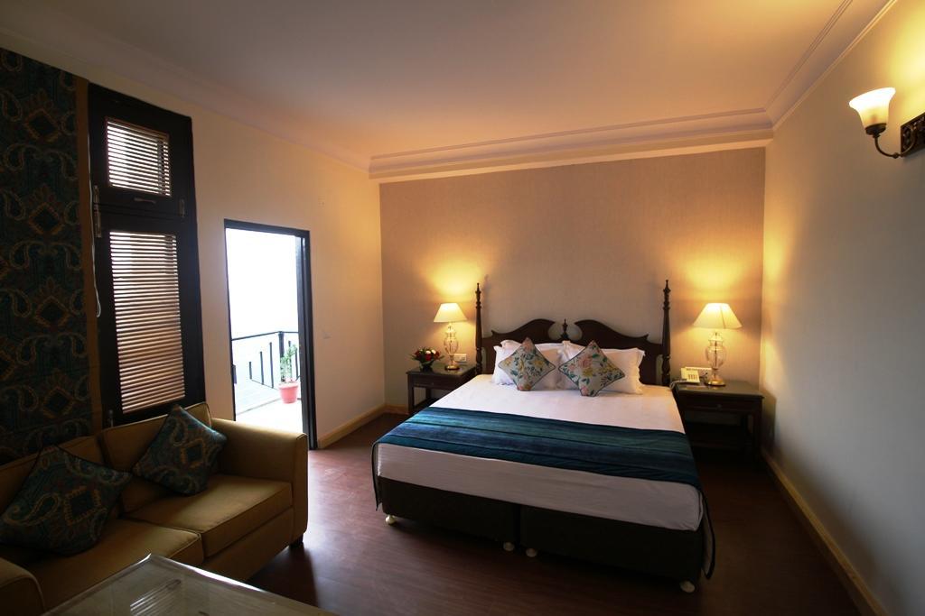 The Oaktree House Hotell Shimla Eksteriør bilde
