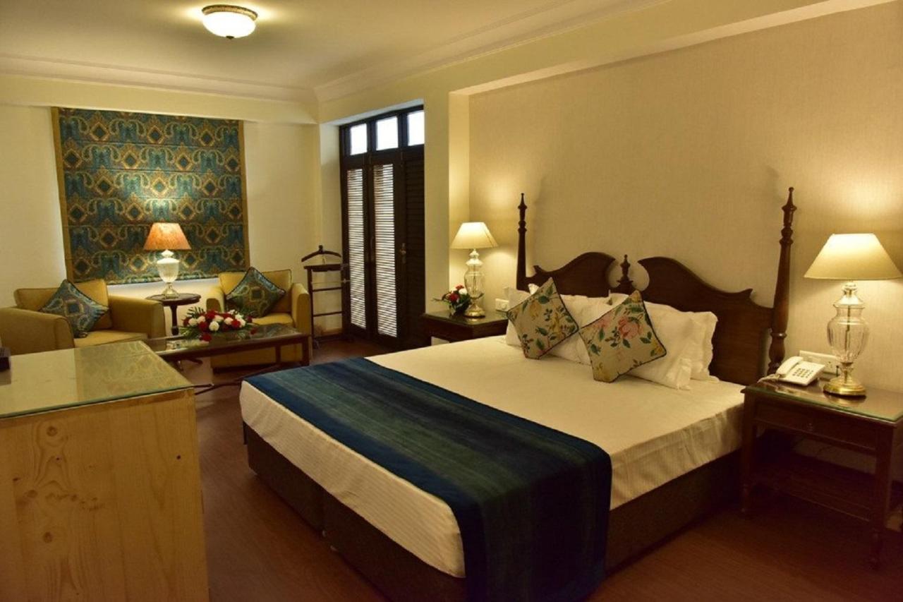 The Oaktree House Hotell Shimla Eksteriør bilde